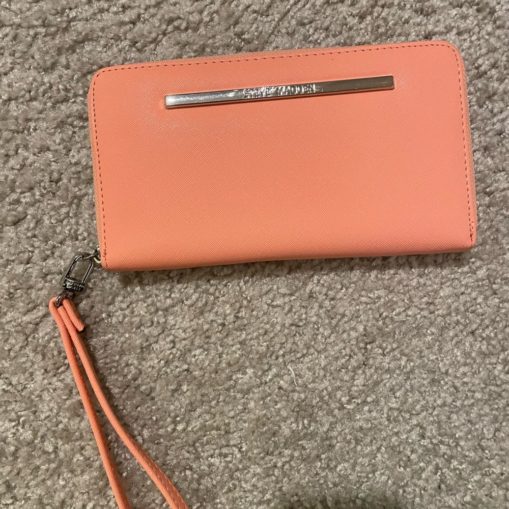 NWOT Steve Madden Wallet